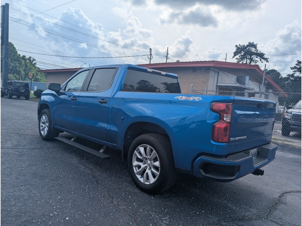 2023 Chevrolet Silverado 1500 Custom
