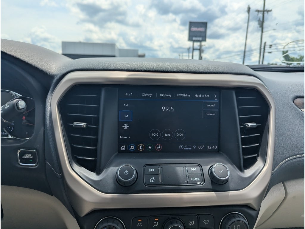 2023 GMC Acadia Denali