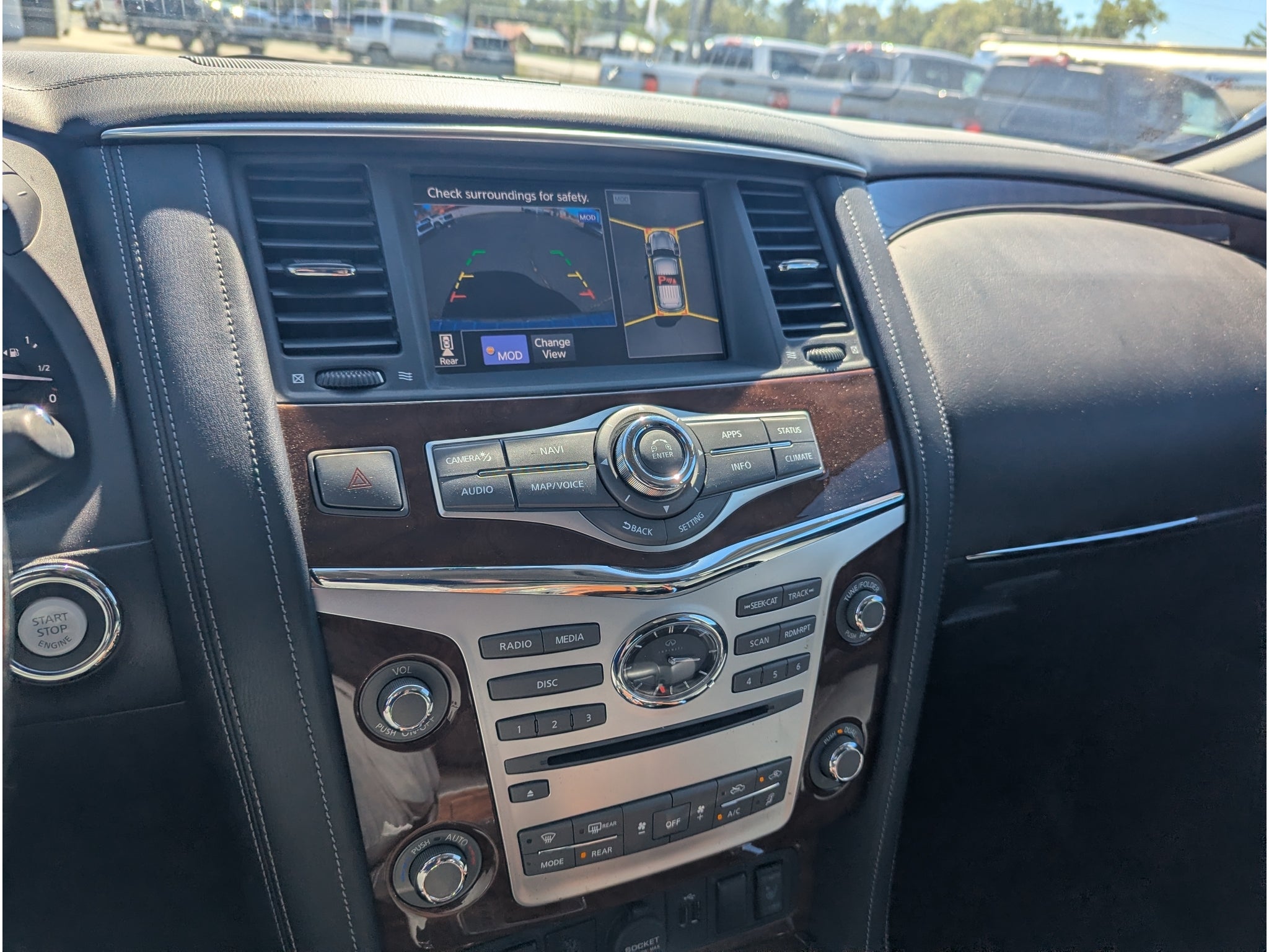 2019 INFINITI QX80 LUXE