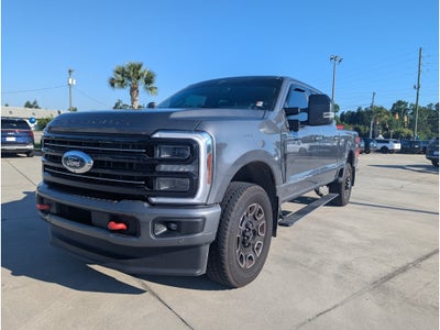 2025 Ford F-250 Platinum