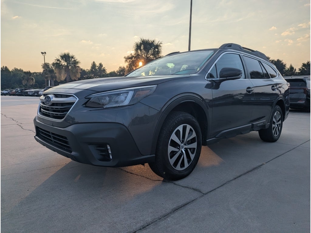2022 Subaru Outback Premium