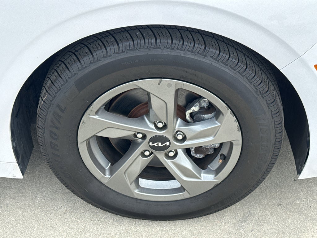2023 Kia K5 LXS