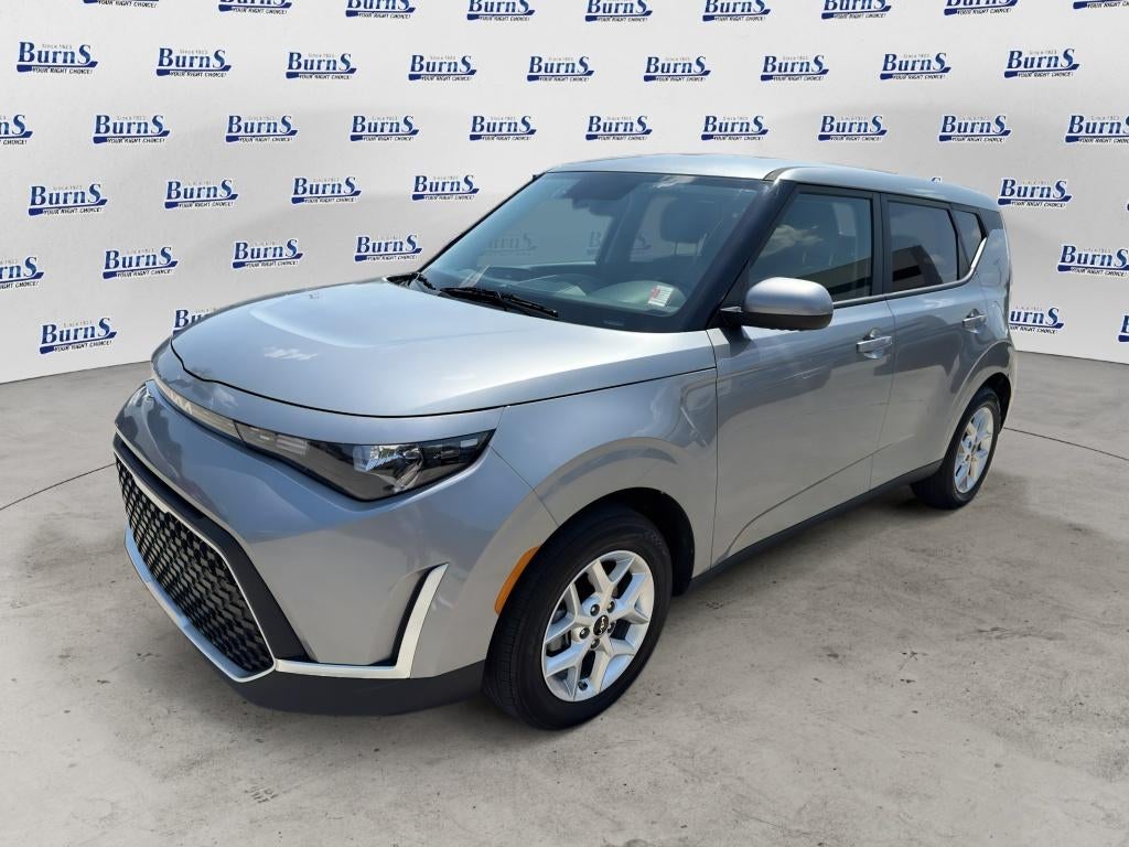 2025 Kia Soul Base