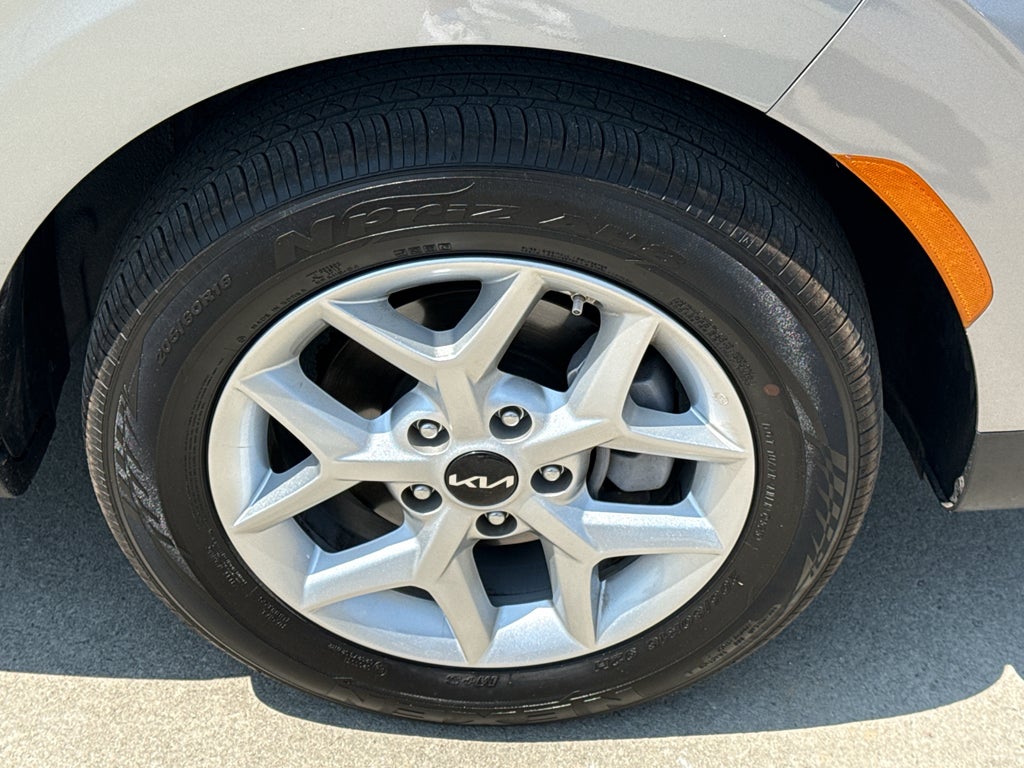 2025 Kia Soul Base