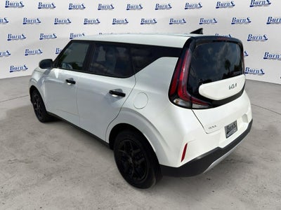 2025 Kia Soul Base
