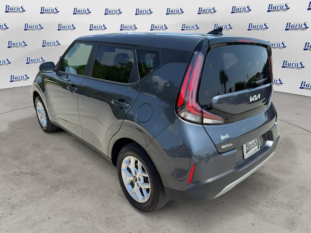 2025 Kia Soul Base