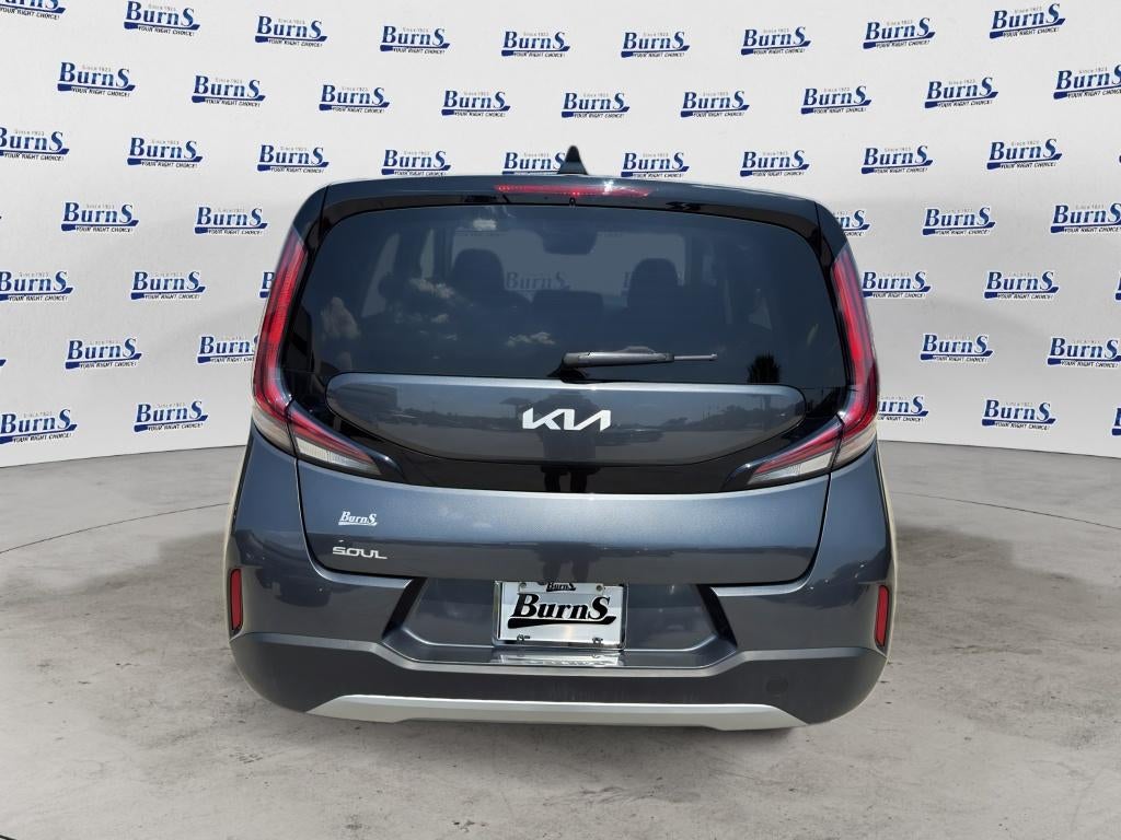 2025 Kia Soul Base