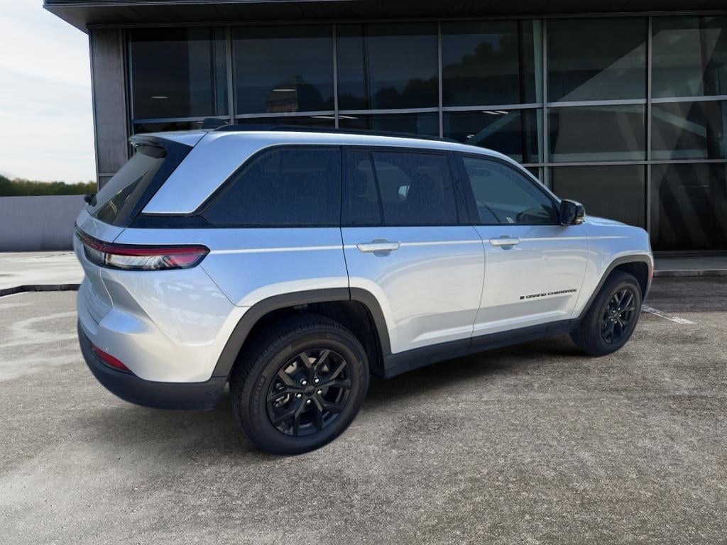 2024 Jeep Grand Cherokee Altitude