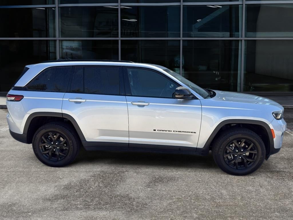 2024 Jeep Grand Cherokee Altitude