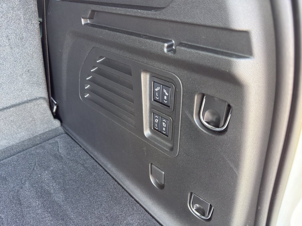 2025 GMC Acadia FWD Denali