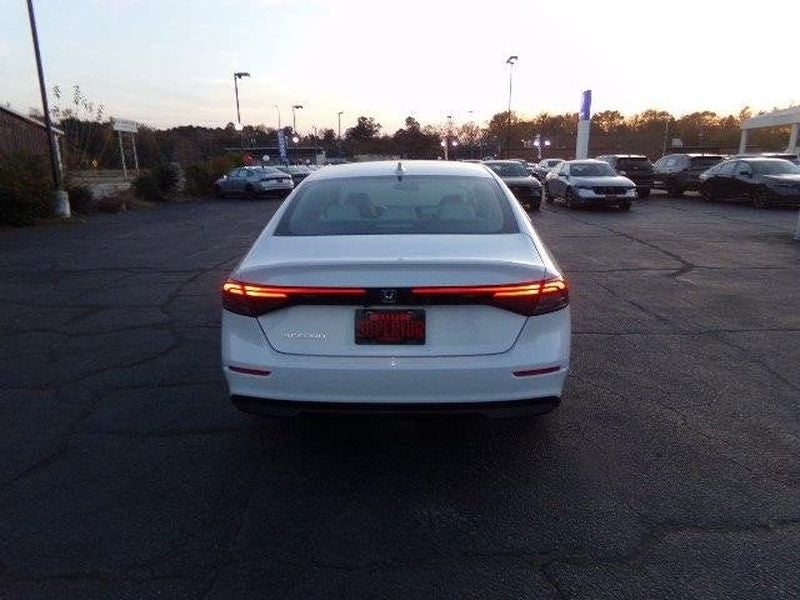 2025 Honda Accord Sedan 1.5T LX