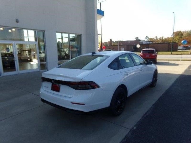 2025 Honda Accord Sedan 1.5T SE