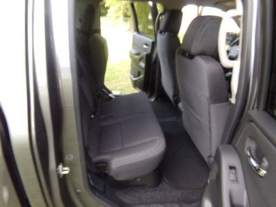 2024 Nissan Frontier SV