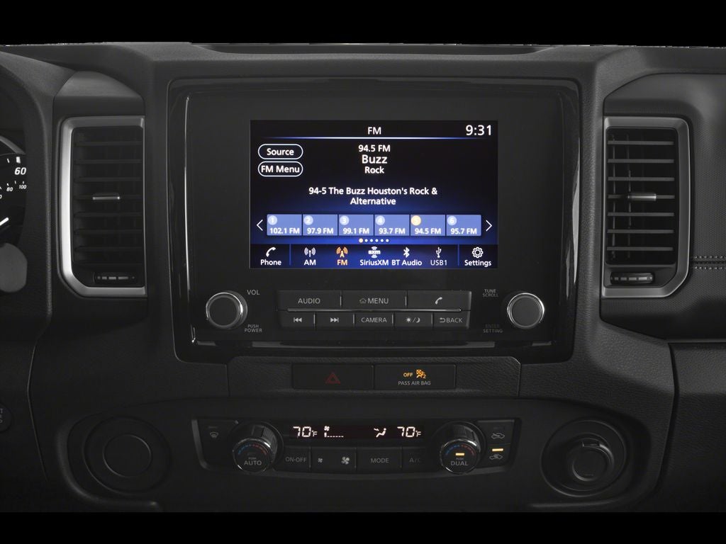 2024 Nissan Frontier SV