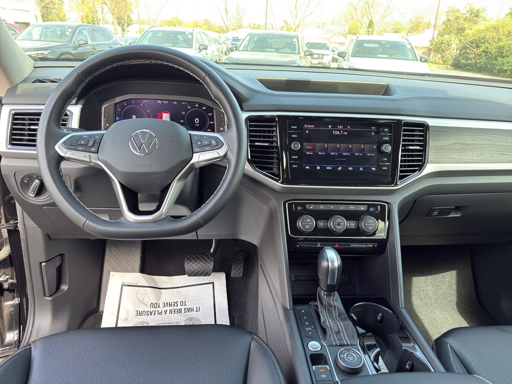 2023 Volkswagen Atlas 2.0T SE w/Technology