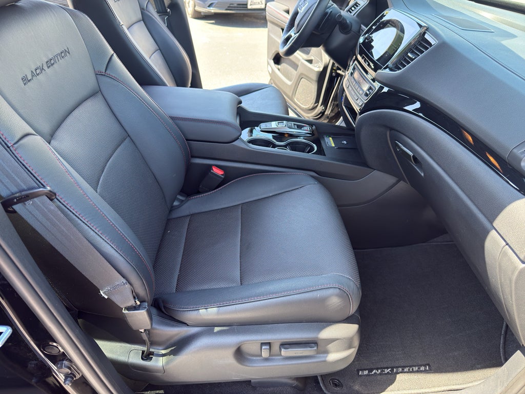 2025 Honda Passport Black Edition