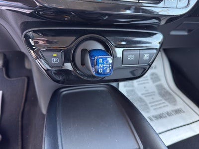 2022 Toyota Prius LE