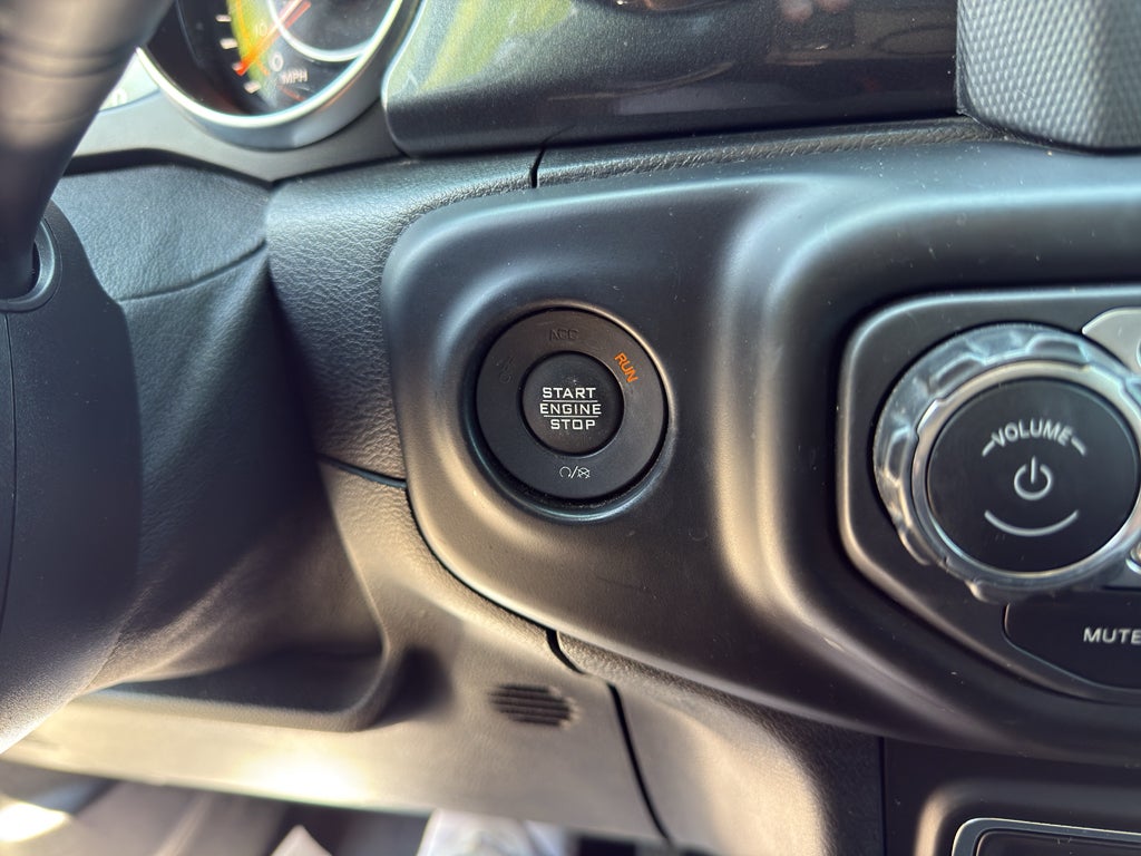 2020 Jeep Wrangler Sport Altitude