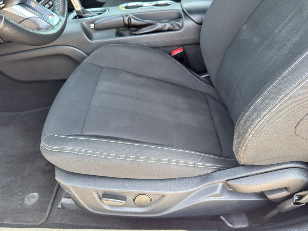 2020 Ford Mustang Base