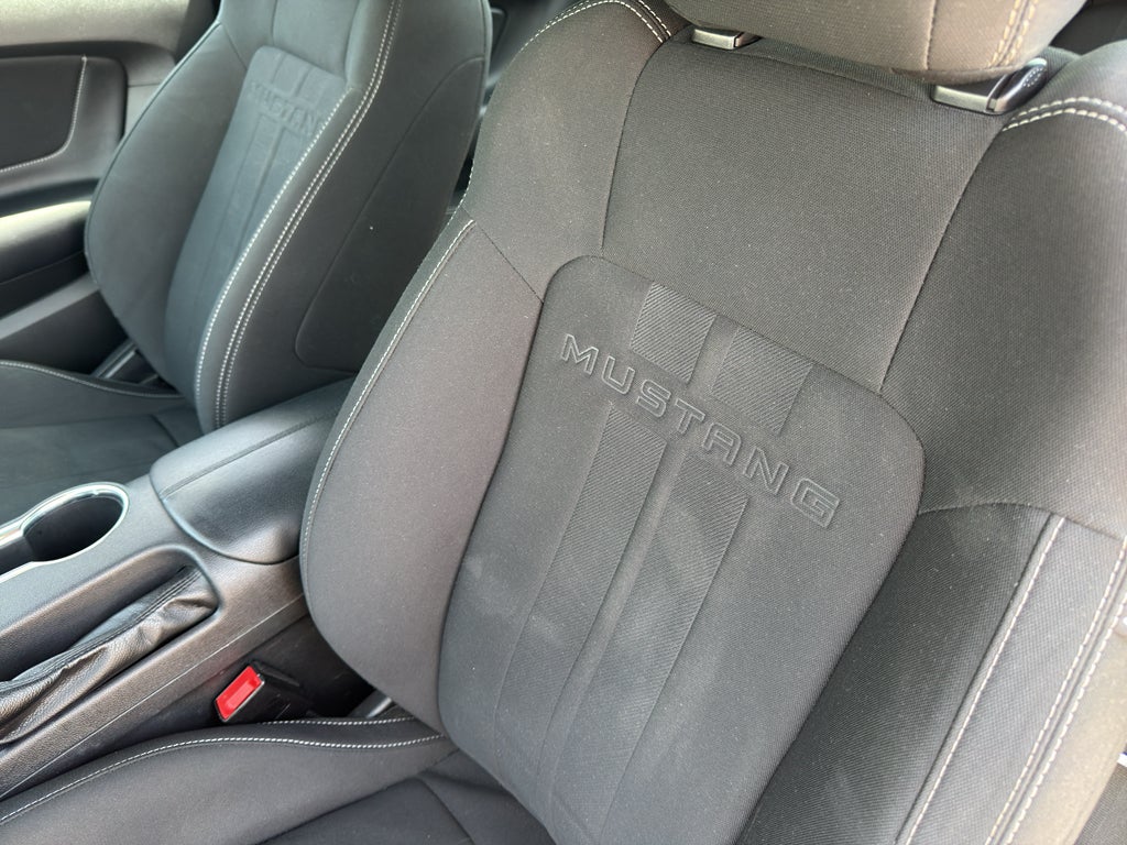 2020 Ford Mustang Base