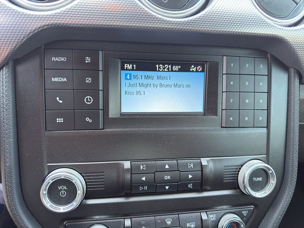 2020 Ford Mustang Base