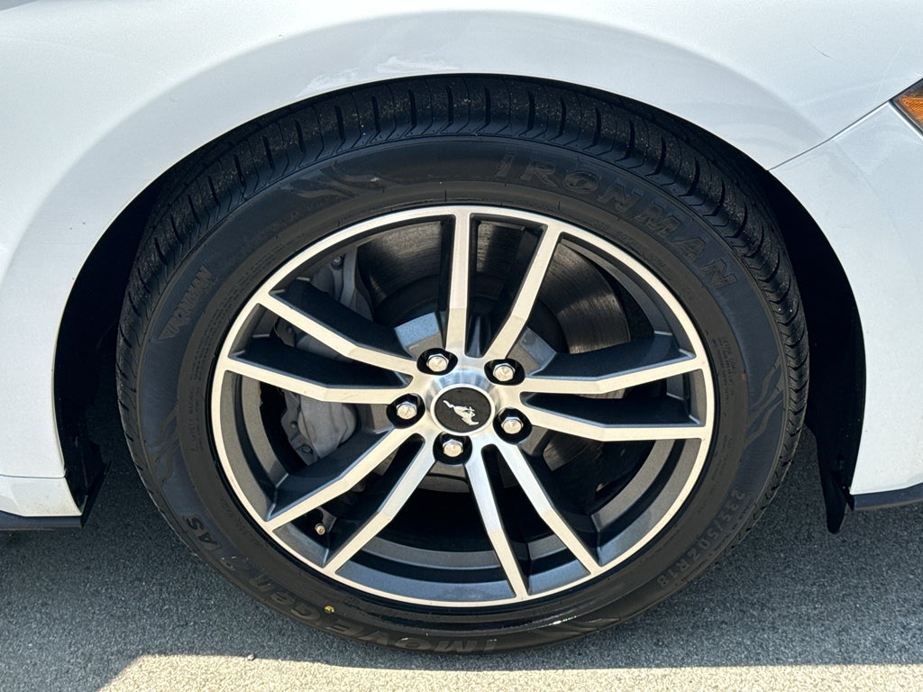 2020 Ford Mustang Base