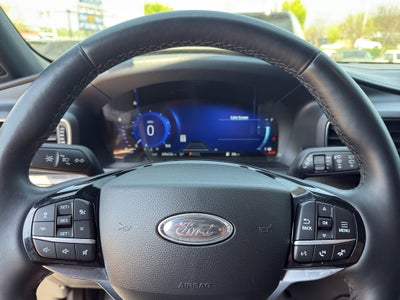 2023 Ford Explorer Platinum