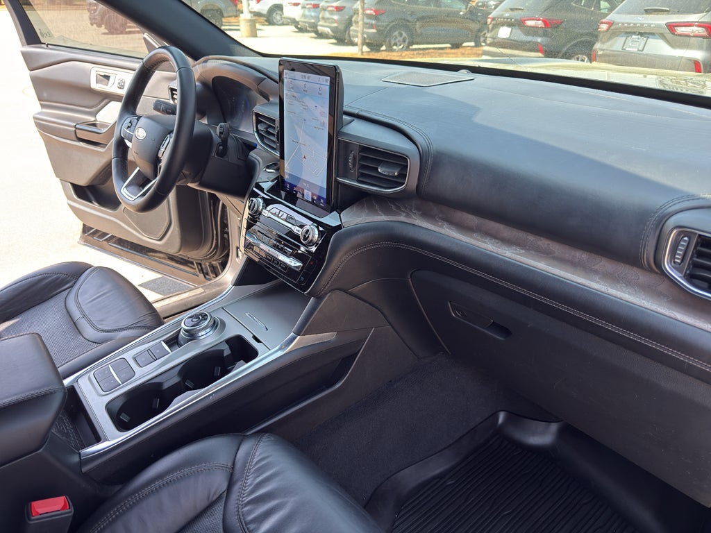 2023 Ford Explorer Platinum