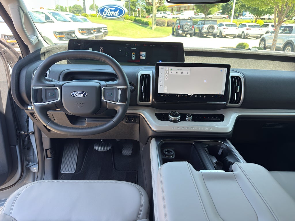 2026 Ford Expedition Active