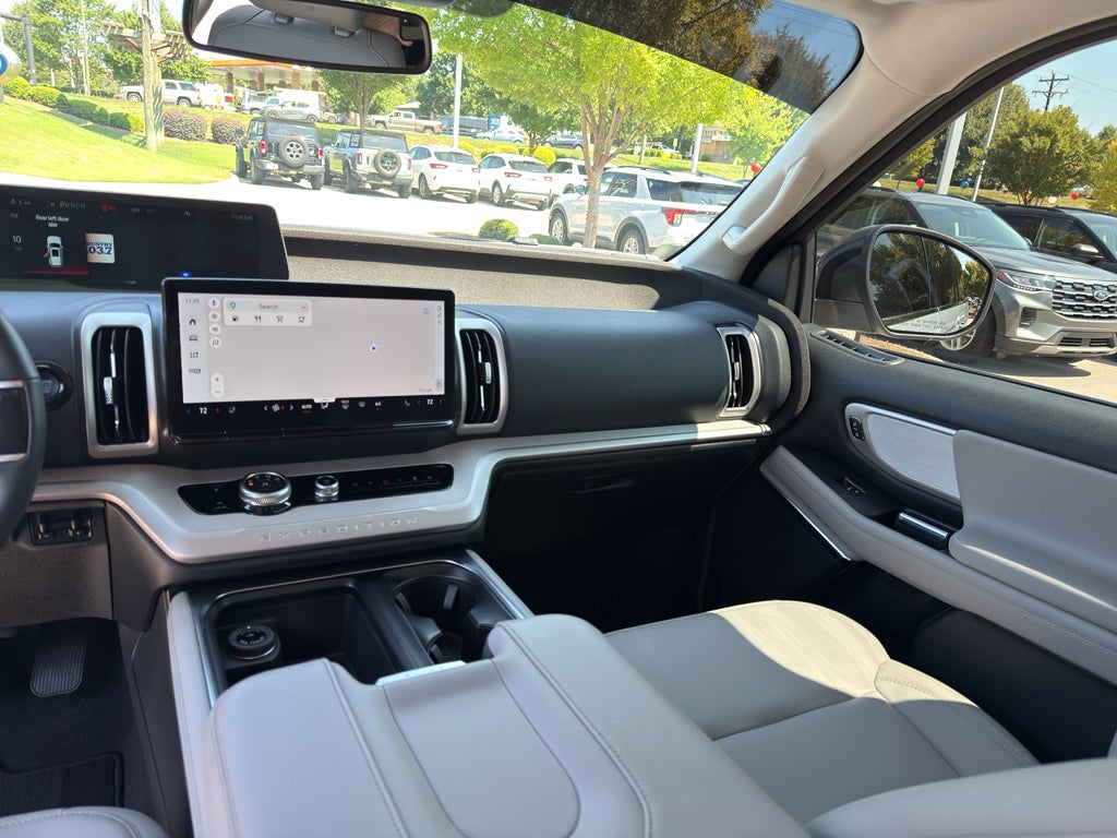 2026 Ford Expedition Active