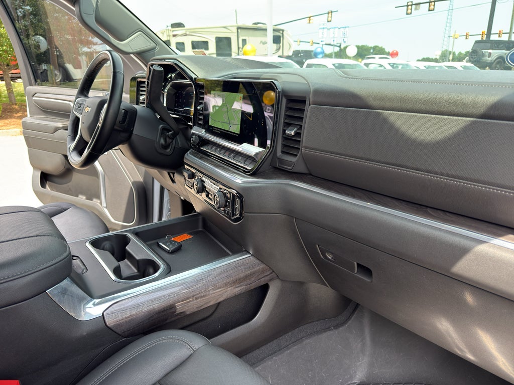 2024 Chevrolet Silverado LTZ