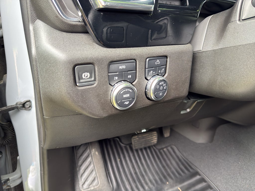2024 GMC Sierra Elevation