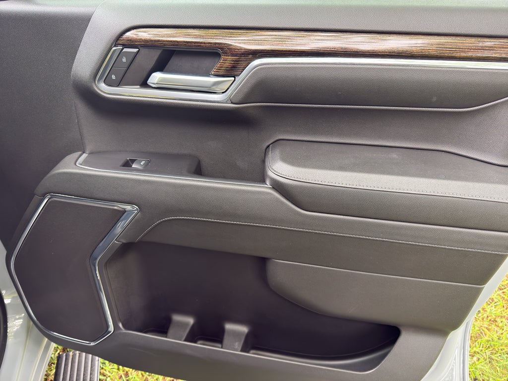 2024 GMC Sierra Elevation