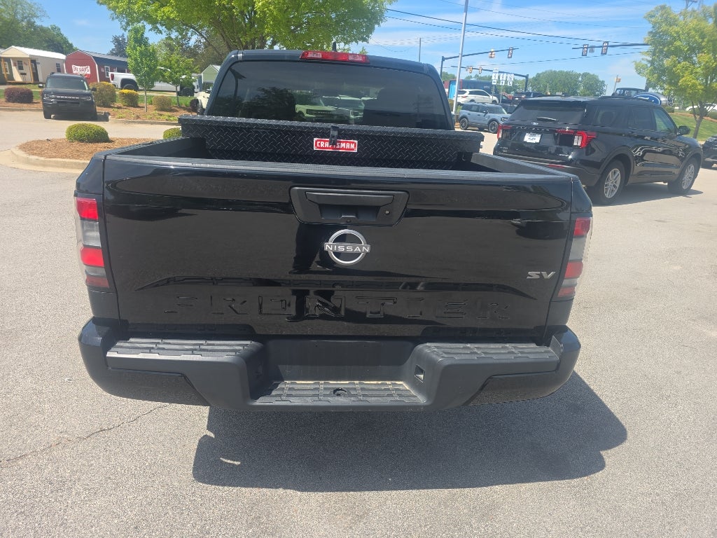 2023 Nissan Frontier SV