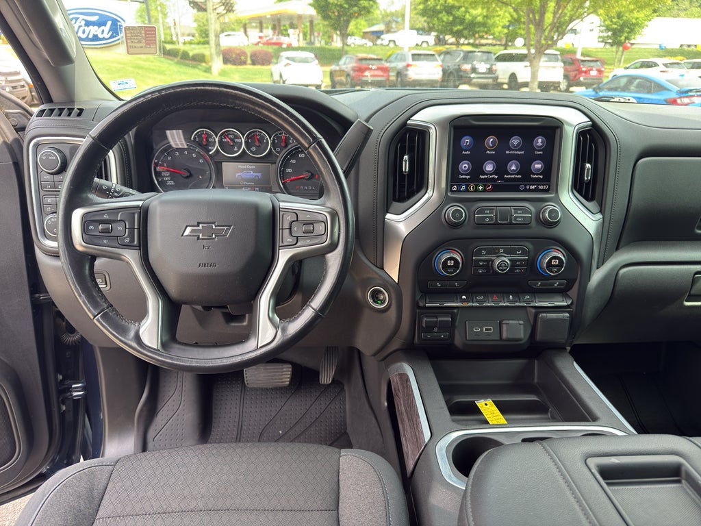 2020 Chevrolet Silverado RST