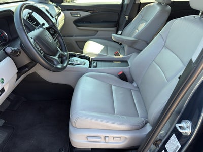 2021 Honda Pilot Touring 7-Passenger