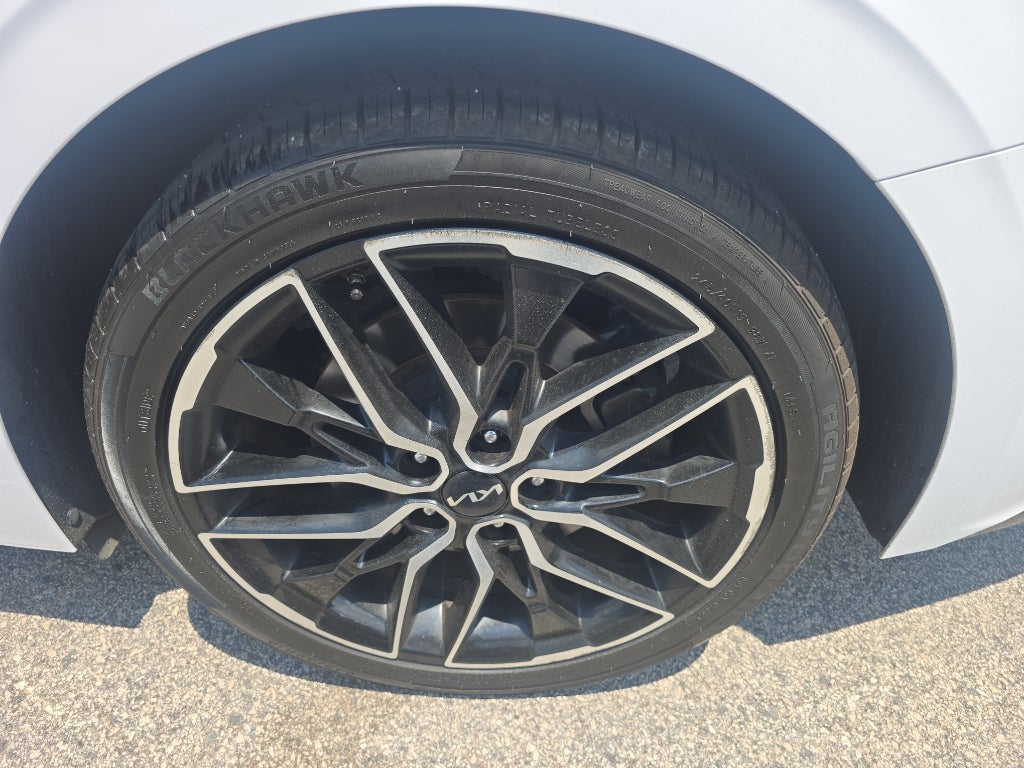 2022 Kia K5 GT