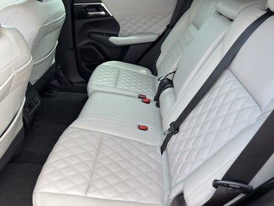 2023 Mitsubishi Outlander SEL