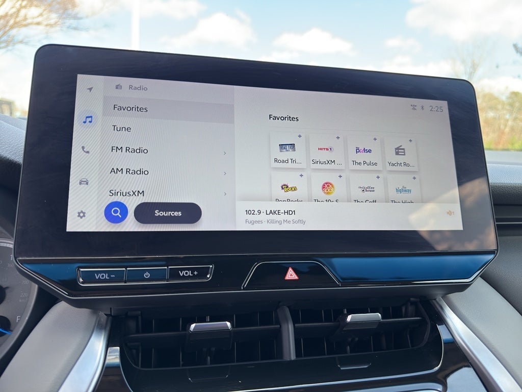 2023 Toyota Venza XLE