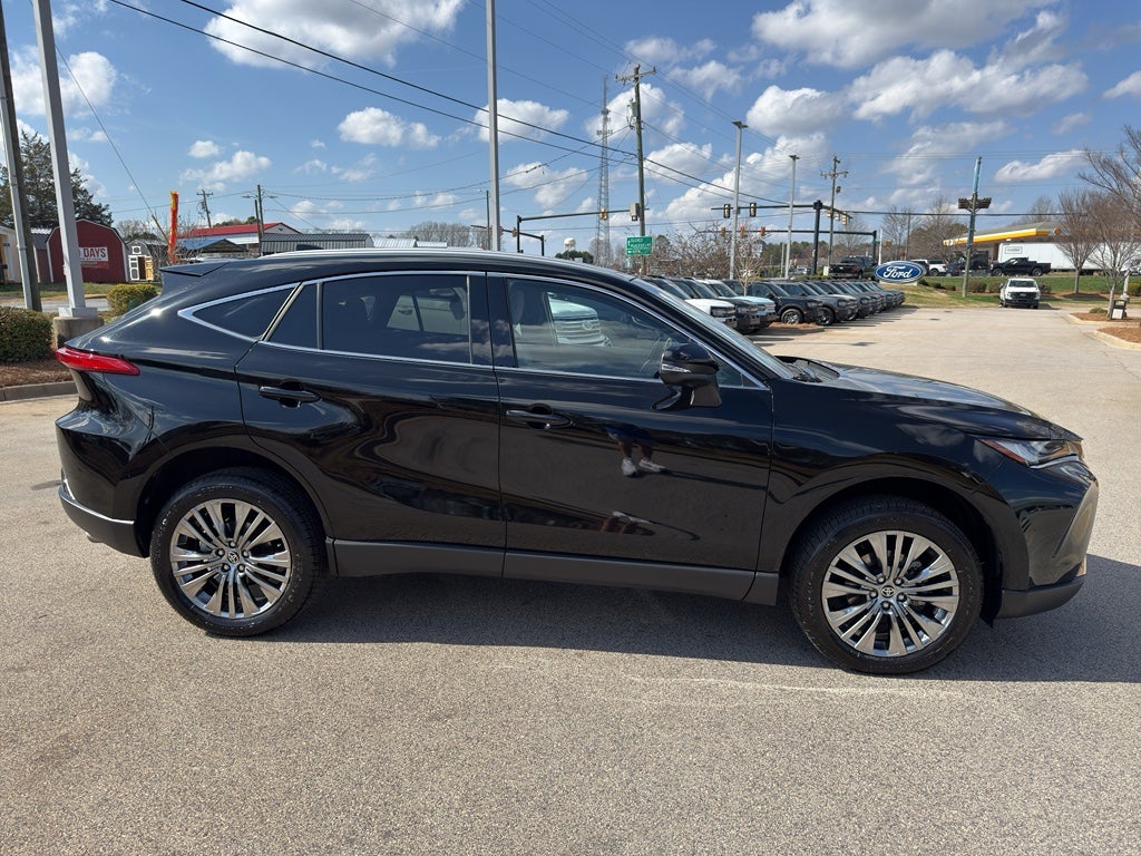 2023 Toyota Venza XLE