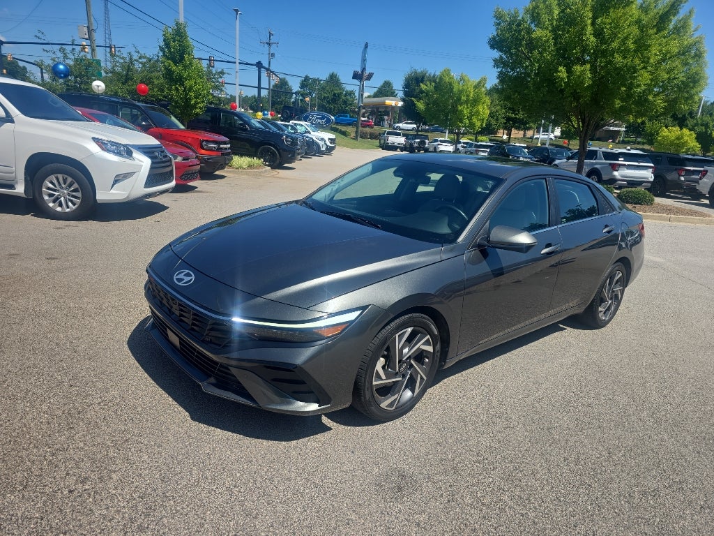 2024 Hyundai Elantra Limited