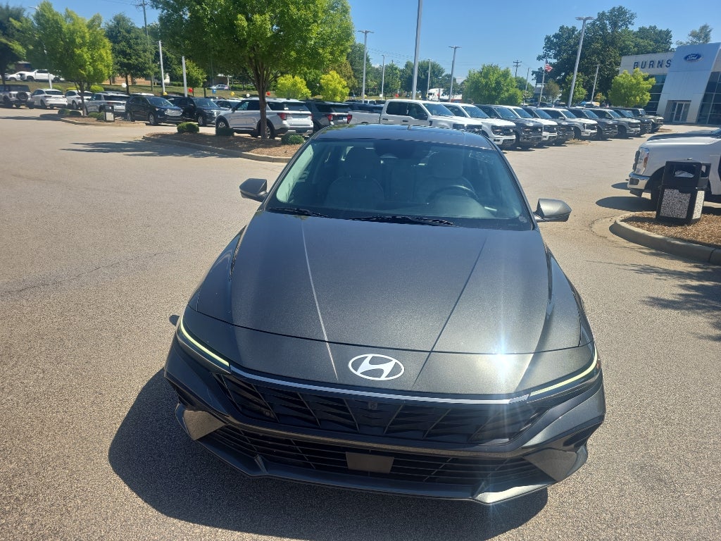 2024 Hyundai Elantra Limited