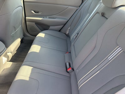 2025 Hyundai Elantra SEL Convenience