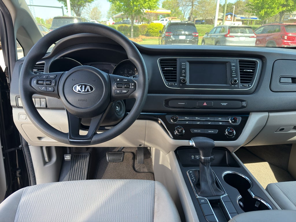 2021 Kia Sedona LX