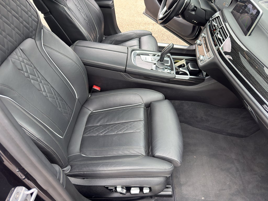 2018 BMW 7 series 750i xDrive