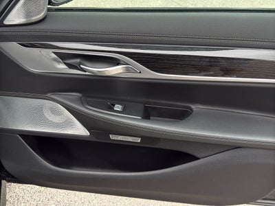 2018 BMW 7 series 750i xDrive