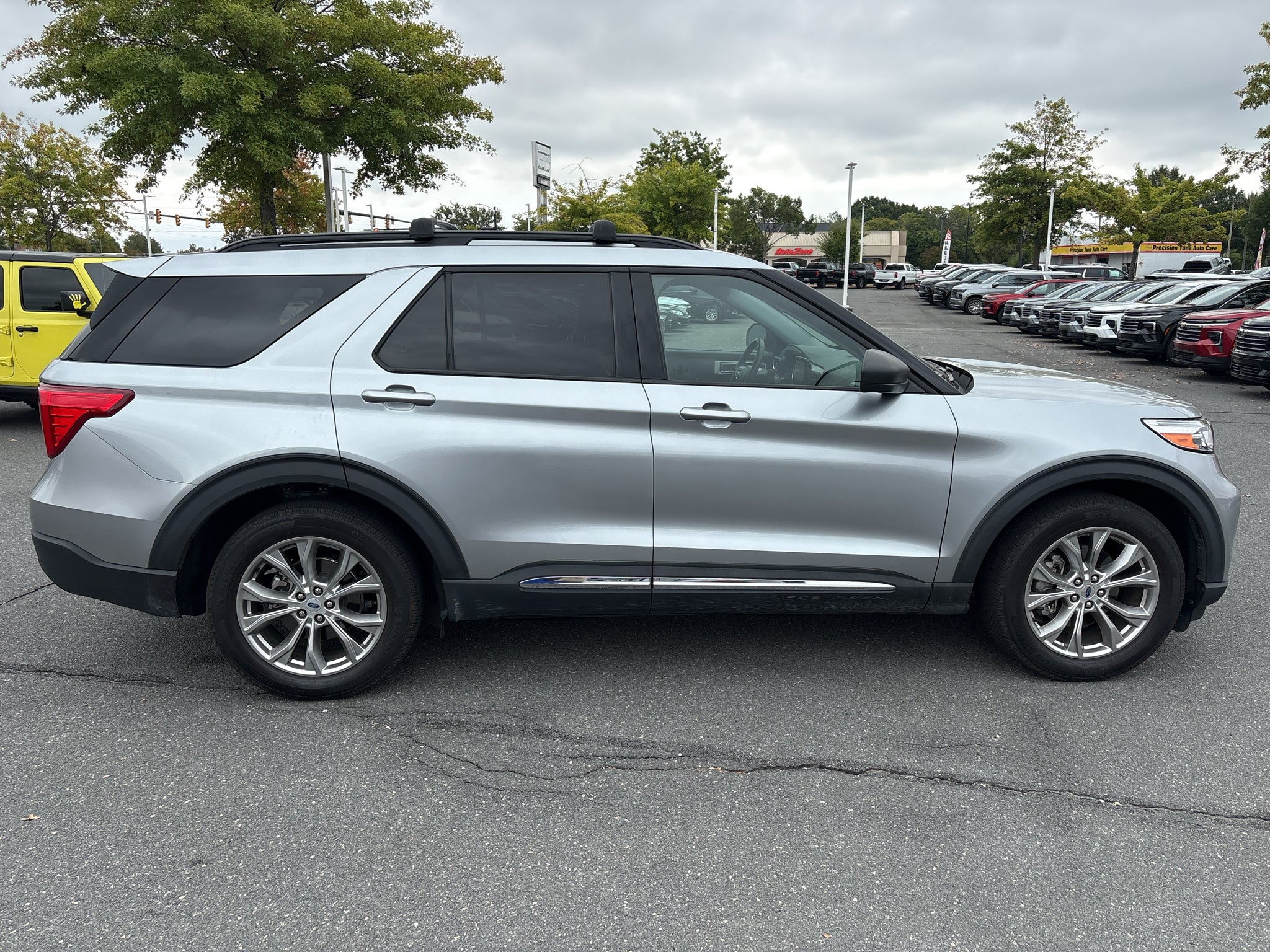 2024 Ford Explorer XLT
