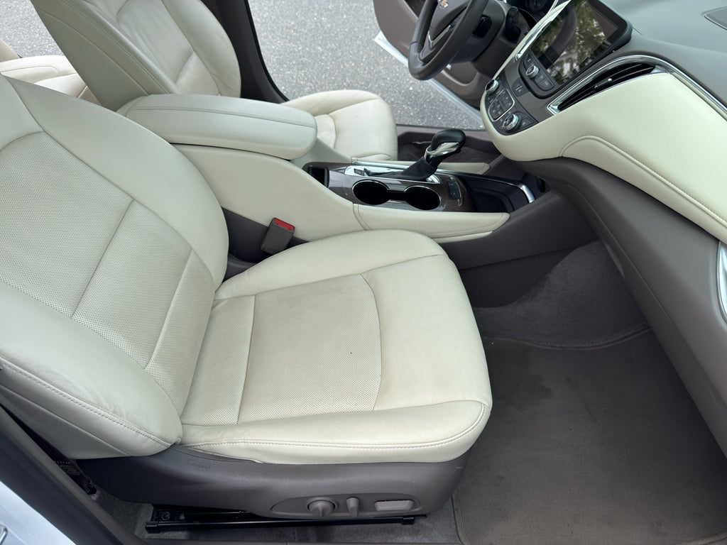 2024 Chevrolet Malibu 2LT