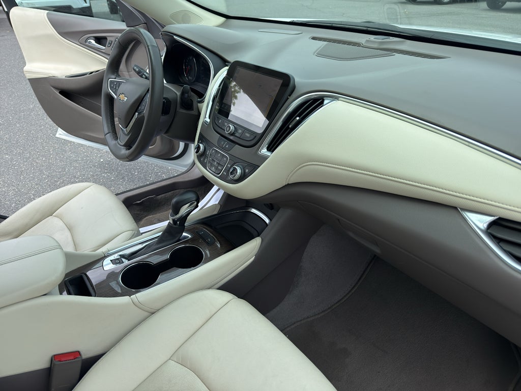 2024 Chevrolet Malibu 2LT