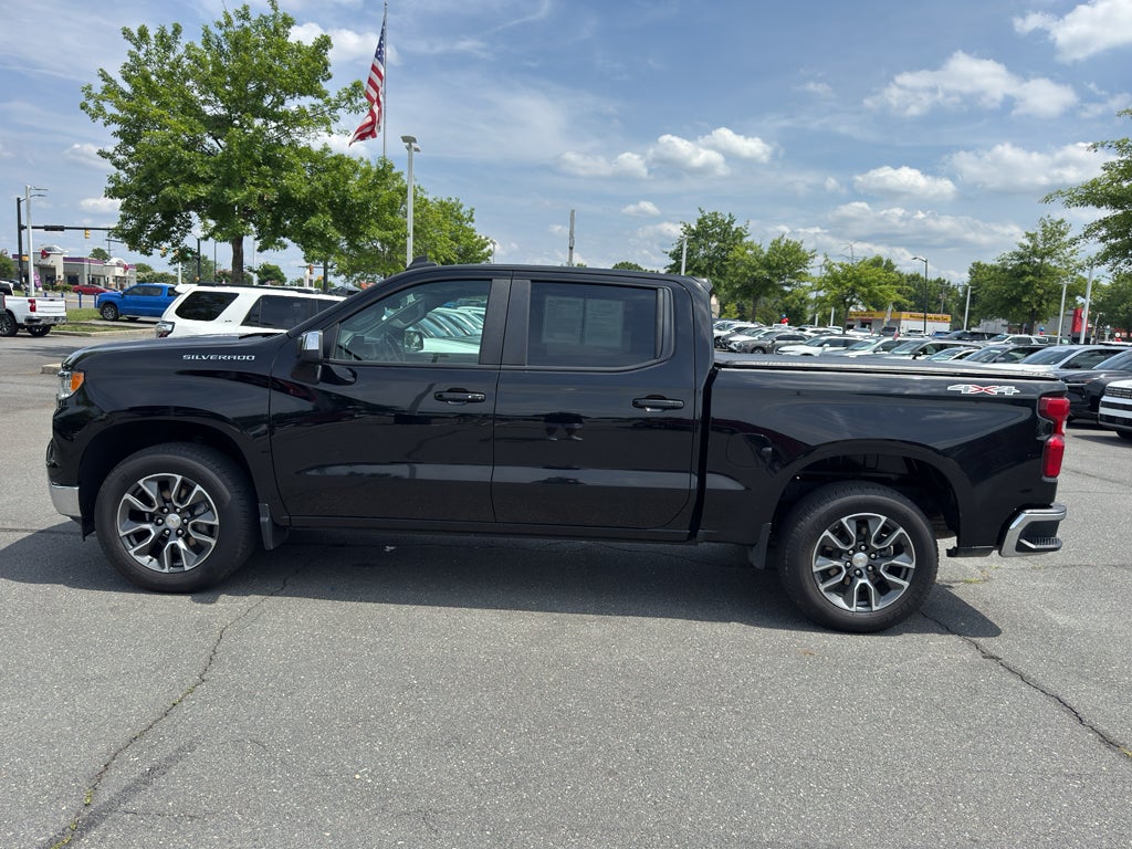2023 Chevrolet Silverado 1500 LT (2FL)